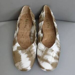 Korks slip-On Ballet Flats - Olive/White